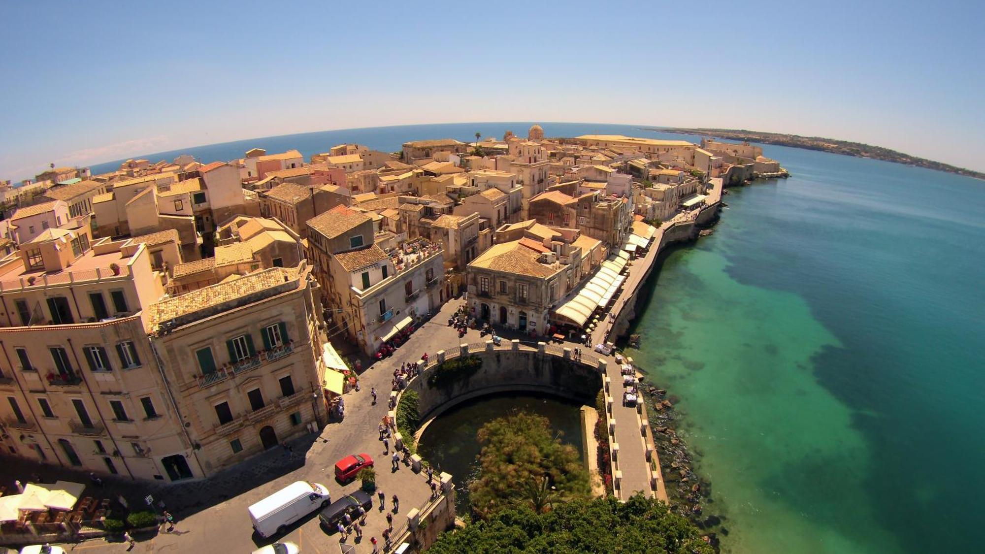 Maniace Sea View Apartment By Ortigia Apartments Syracuse Exteriér fotografie